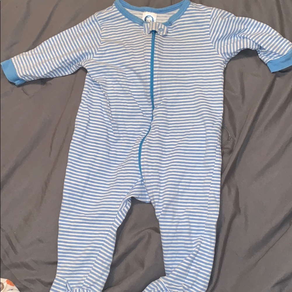 onesies - Picture 5 of 8